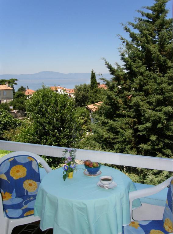 Apartments Ljuba I Mare Malinska Cameră foto