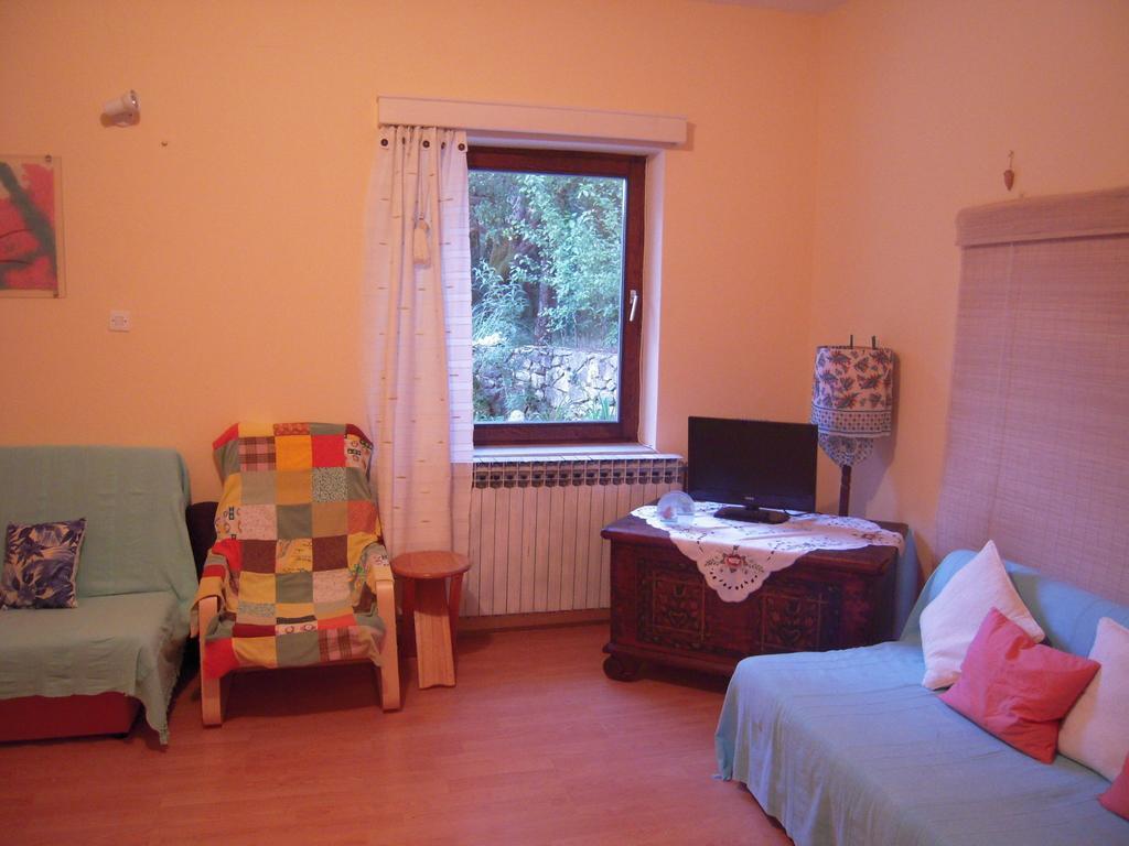 Apartments Ljuba I Mare Malinska Cameră foto